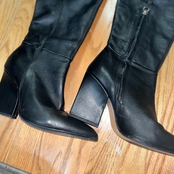 Zara Geometric Over the Knee Boots - Picture 4 of 9